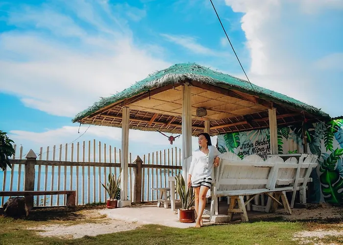 Suba Nipa Huts * Daanbantayan