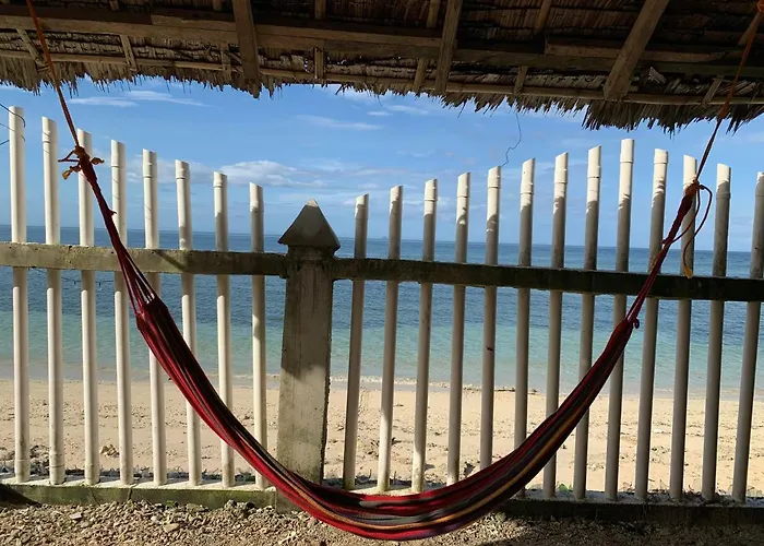 Suba Nipa Huts Daanbantayan