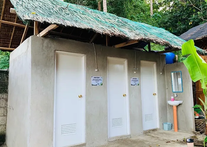 ホームステイ Suba Nipa Huts